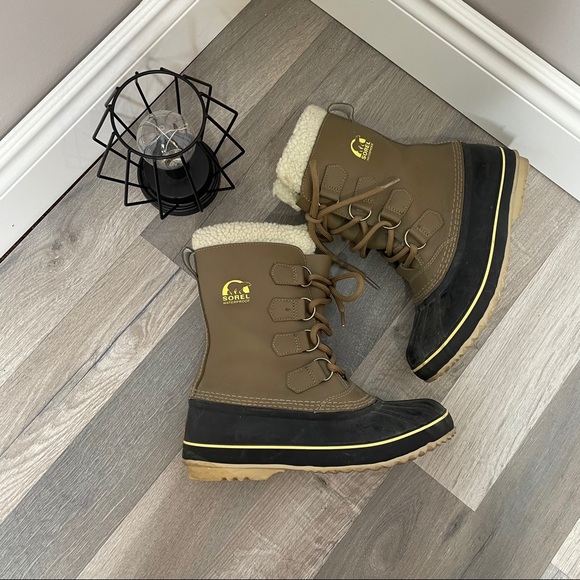 Women’s Sorel 1964 PAC winter boots